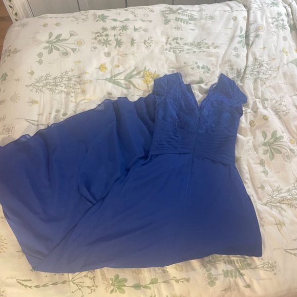 Blue lace greecian bridesmaid formal maxi gown! - Picture 14 of 16